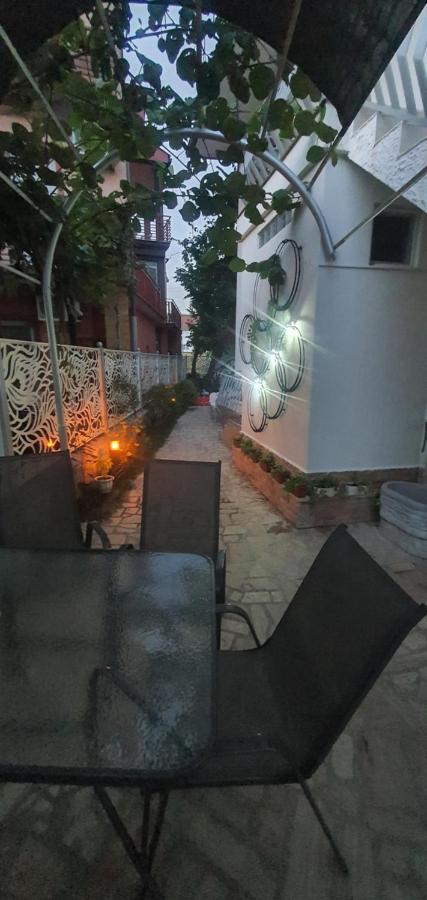 Antonio Apartments Ohrid Bagian luar foto