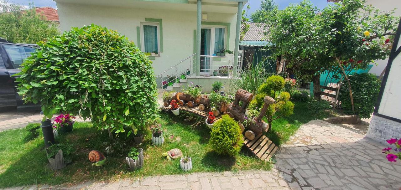 Antonio Apartments Ohrid Bagian luar foto